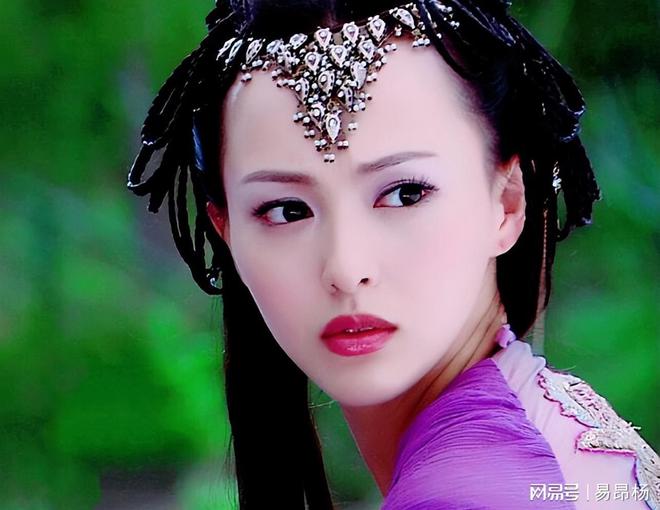 中相遇39岁才当爸爸结婚六年宠妻如宝米乐m6网站演员罗晋：和妻子在拍戏(图4)