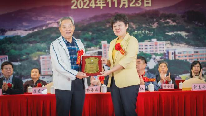 成立庆典暨校董会项目竣（开）工仪式m6米乐永春八中举行第七届董事会(图8)